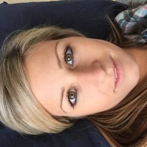 Meet your Posher, Corrie